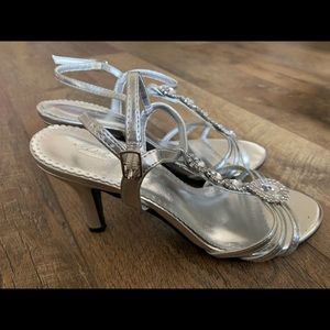 Michaelangelo Meg Silver Heels